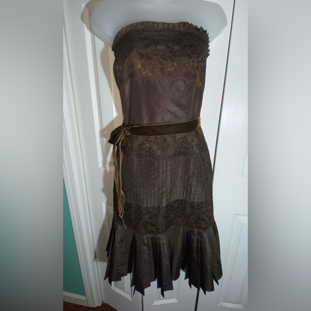 Banana Republic Brown Pleated Bottom & Lace Evening Strapless Dress Sz 4  AA19